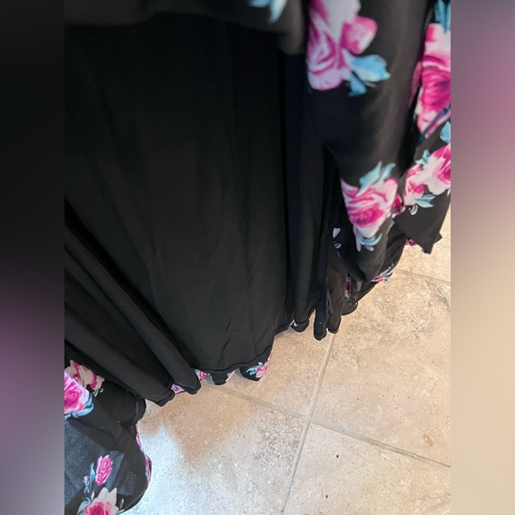 Stunning NWT Torrid Floral Full Length Sleeveless Dress Sz 18 - Picture 9 of 9